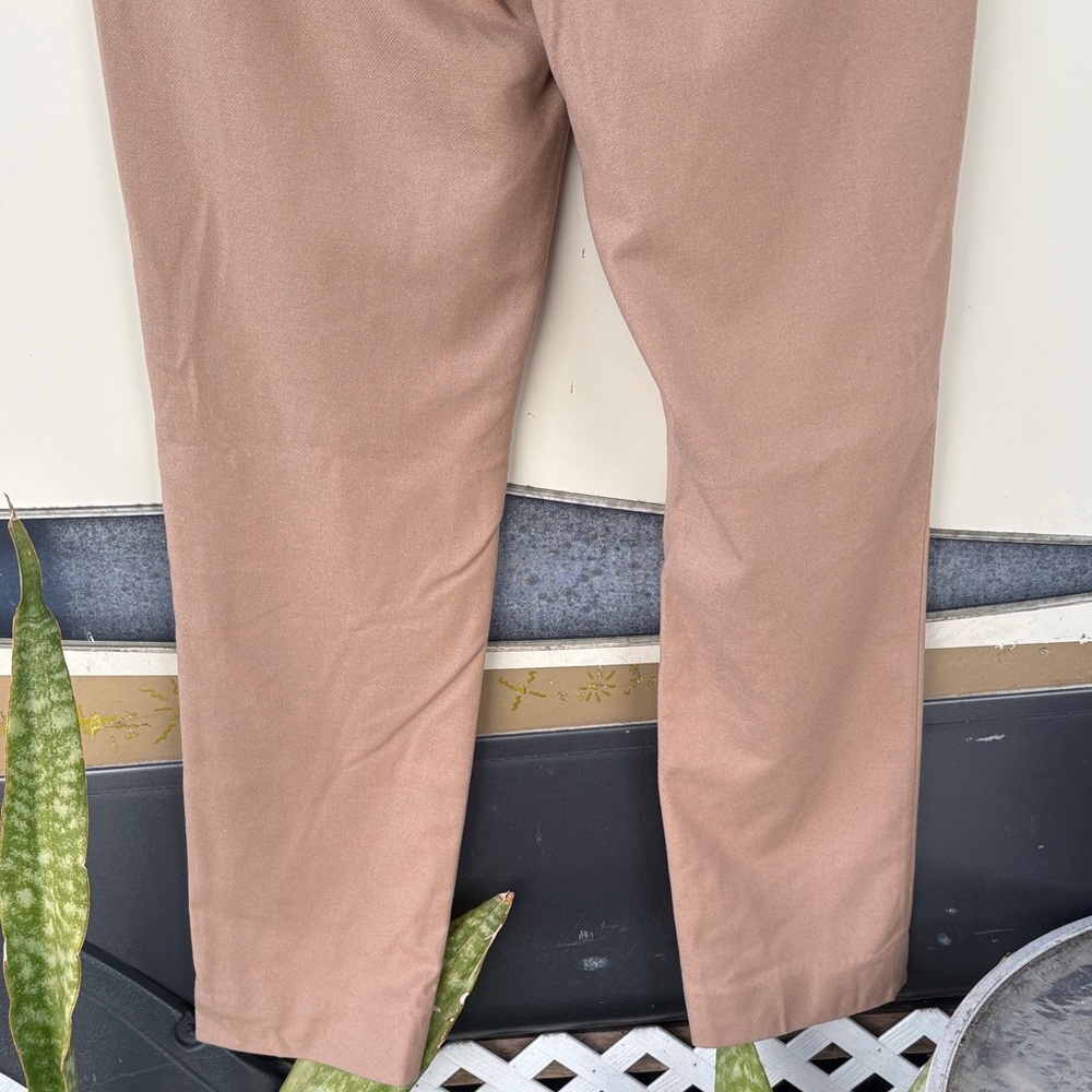 Banana Republic Women's Tan Straight Leg Pants - Picture 5 of 5